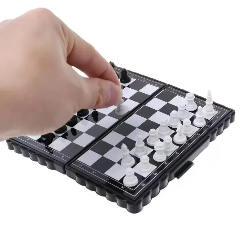 Mini Magnetic Chess Set – Fold - Magnetic Travel Chess のレビューと価格