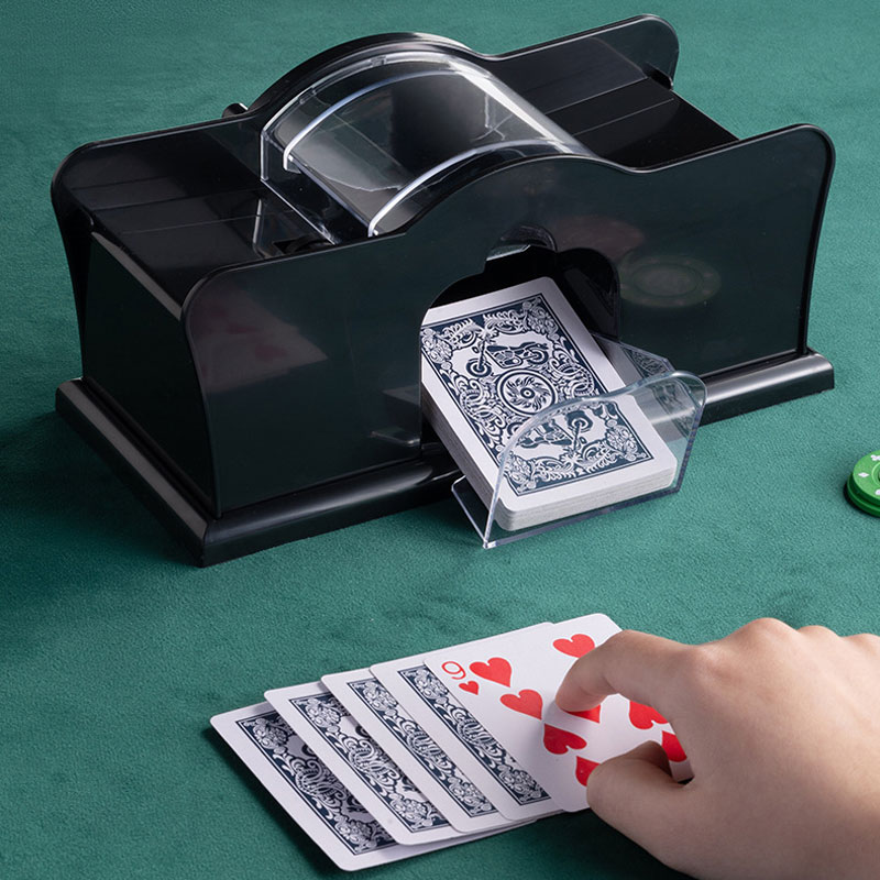 Red/Black Manual Card Shuffler - Board Game Risk のレビューと価格