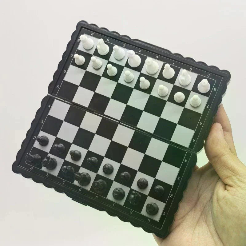 Mini Magnetic Chess Set Foldin - Magnetic Travel Chess のレビューと価格