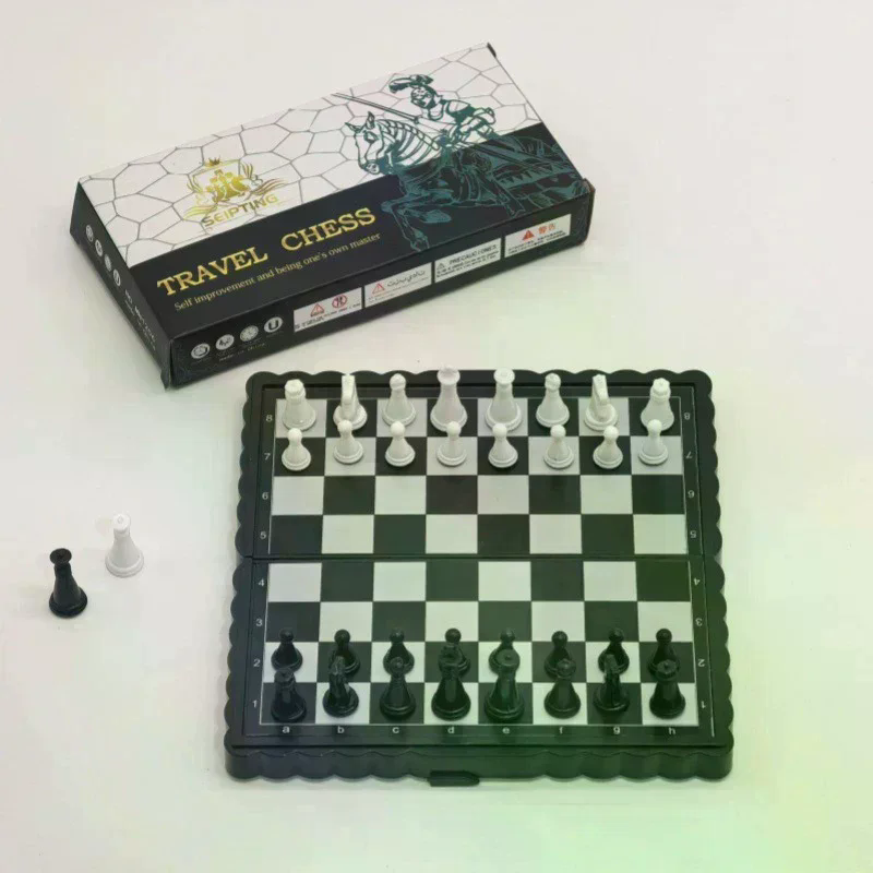 Mini Magnetic Chess Set Foldin - Magnetic Travel Chess のレビューと価格